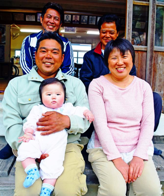 人口14人の集落に47年ぶり赤ちゃん　沖縄・大宜味　きょう誕生祝う花火祭り！