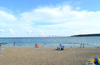 与那覇前浜ビーチからの景色